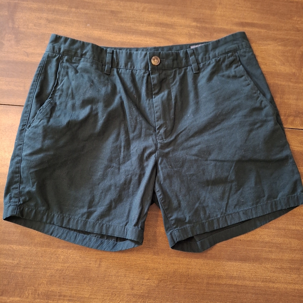 Bonobos Shorts Size 32 with 5 inch inseam Chino Style Dark Green/Hunter Green